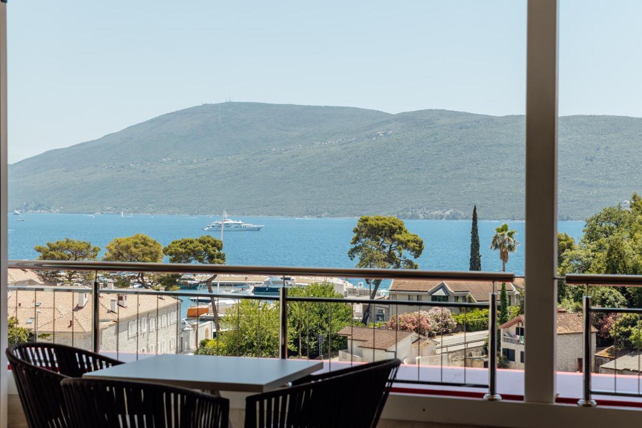 Hotel Centar Novi Herceg Novi Esterno foto