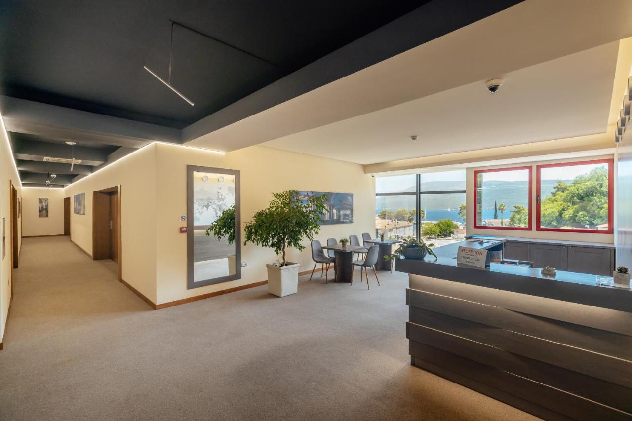 Hotel Centar Novi Herceg Novi Esterno foto