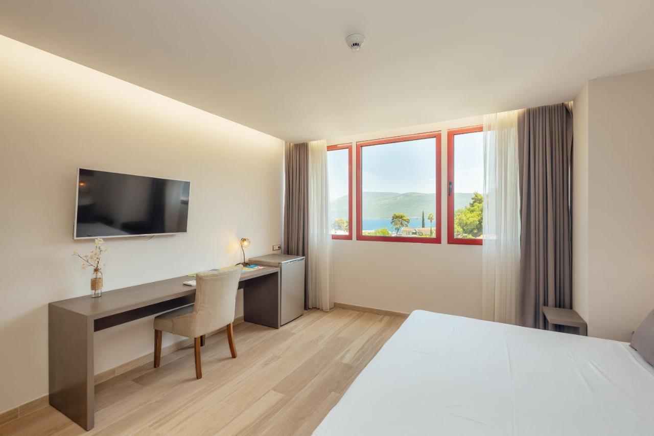 Hotel Centar Novi Herceg Novi Esterno foto