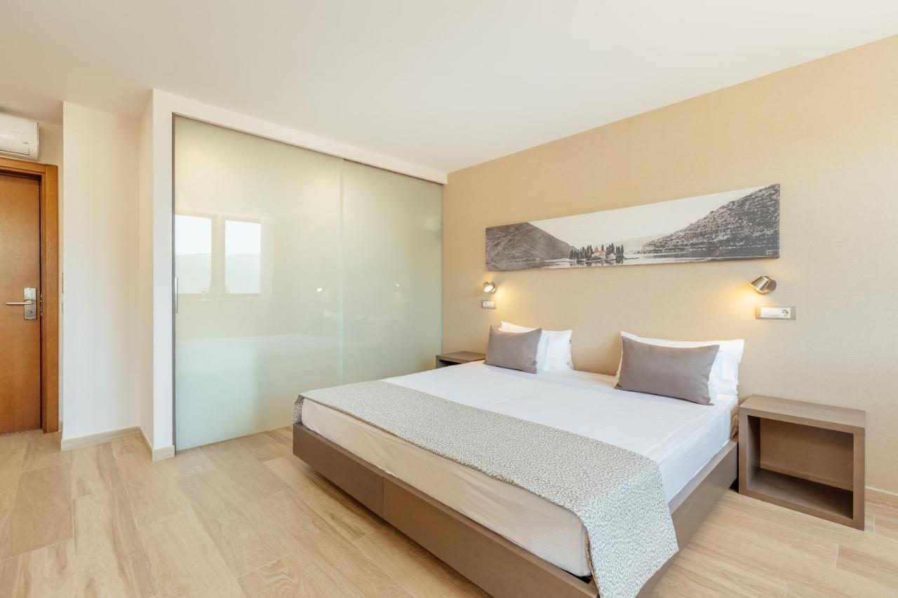 Hotel Centar Novi Herceg Novi Esterno foto