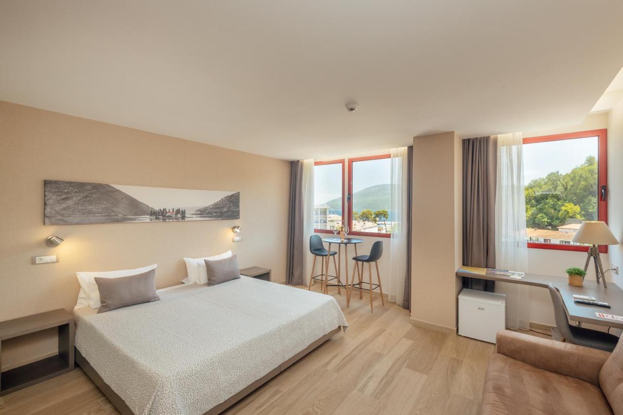 Hotel Centar Novi Herceg Novi Esterno foto